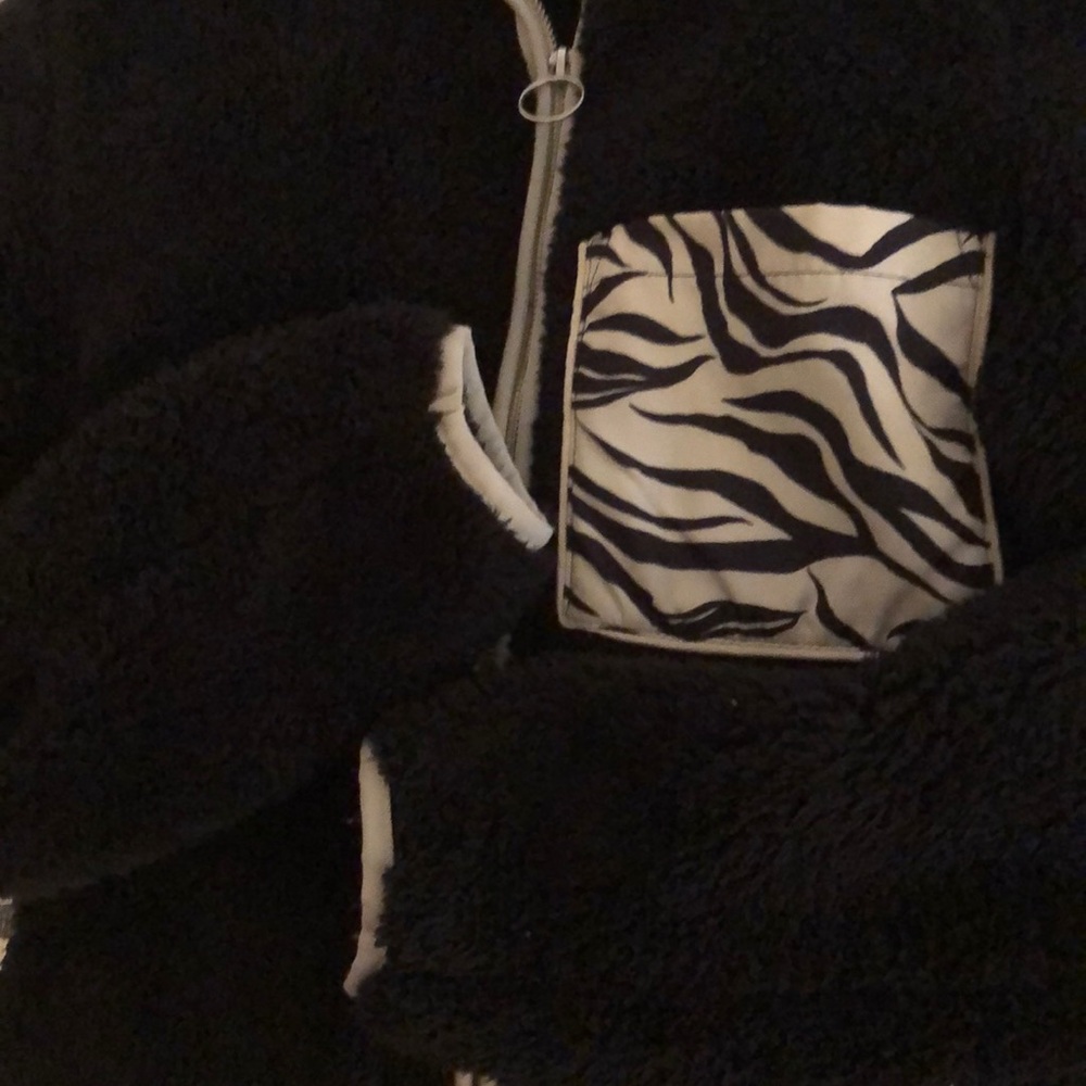 Divided Jacket - Picture 9 of 12